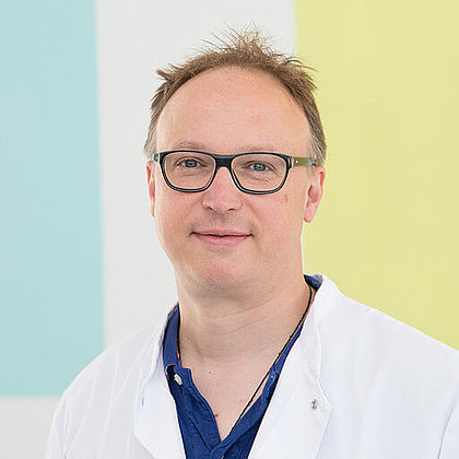 Leitender Oberarzt Dr. Sebastian Schröpfer Leitender Oberarzt Dr. Sebastian Schröpfer