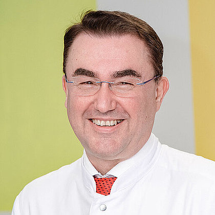 Chefarzt Dr. Jürgen Schmidt Chefarzt Dr. Jürgen Schmidt