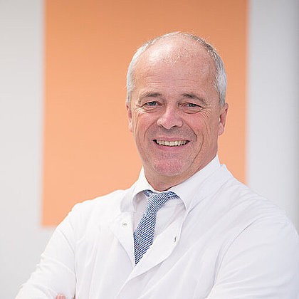Chefarzt Dr. Matthias Hauger Chefarzt Dr. Matthias Hauger
