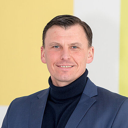 Oliver Butsch, Personaldirektor und Prokurist Oliver Butsch, Personaldirektor und Prokurist