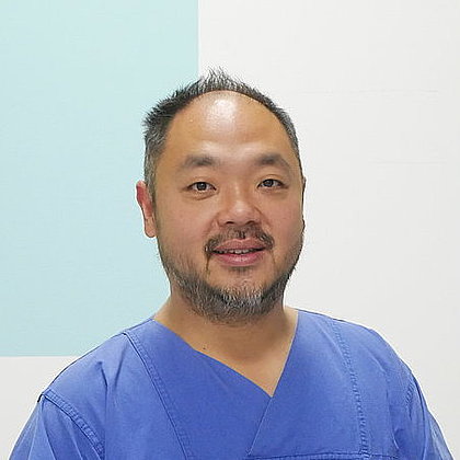 Dr. Arief Budiman Thong Dr. Arief Budiman Thong