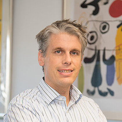 Dr. Frank Schuler Dr. Frank Schuler